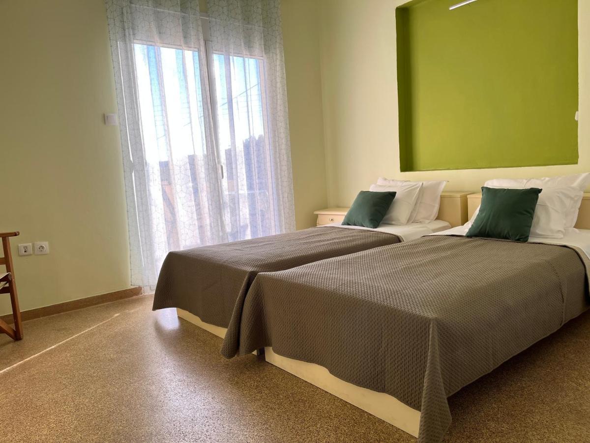 Athens Riviera: 2 Bed / 3' Walk From The Beach Agia Marina  Bagian luar foto