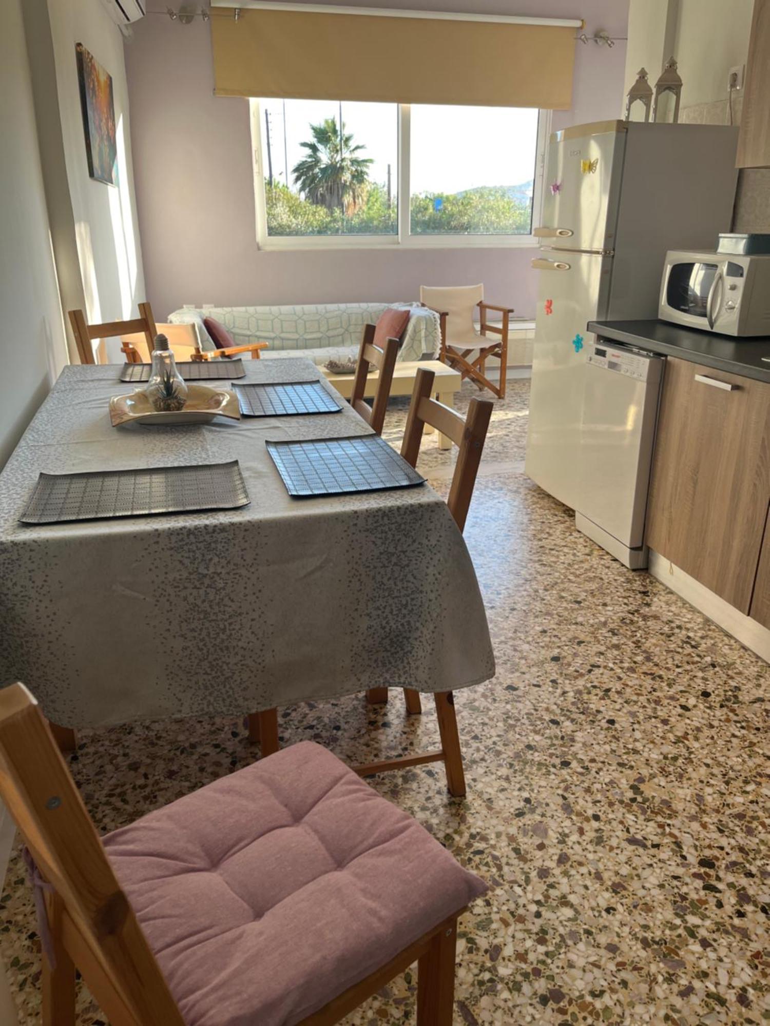 Athens Riviera: 2 Bed / 3' Walk From The Beach Agia Marina  Bagian luar foto